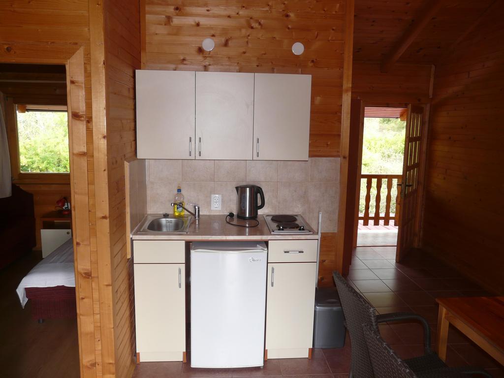 Guest House Jadran Pol Petrovac Exterior photo