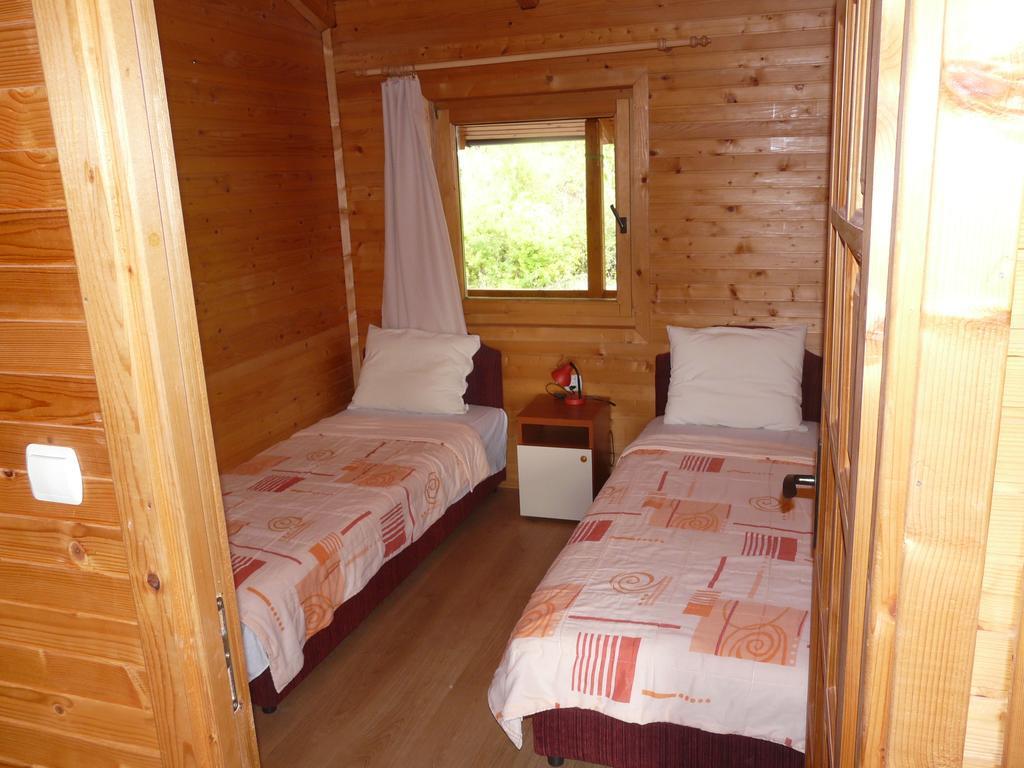 Guest House Jadran Pol Petrovac Exterior photo